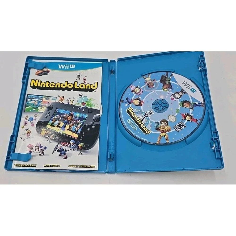 Nintendo Land Nintendo Wii U Game Complete with Manual Tested